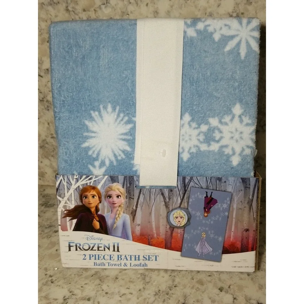 Disney Frozen‎ II 2 Piece Bath Set Elsa Blue Cotton Towel and Loofah NIB
